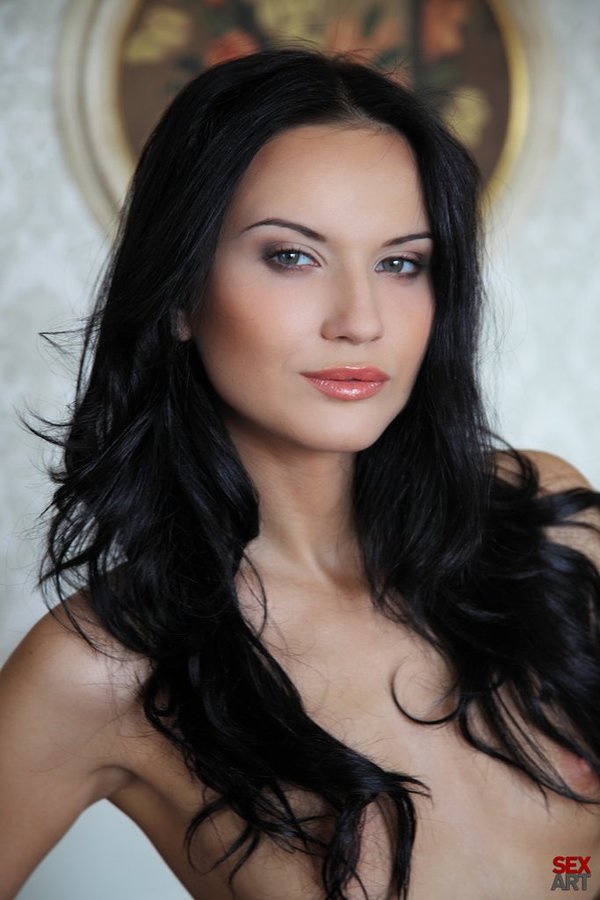 Дарина, 19